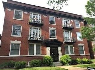 6115-6117 Washington Blvd #302, Saint Louis, MO 63112