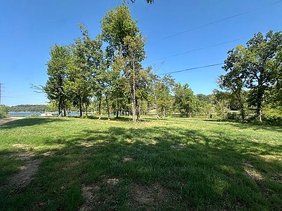 5th image of 60677 E 323rd Ln