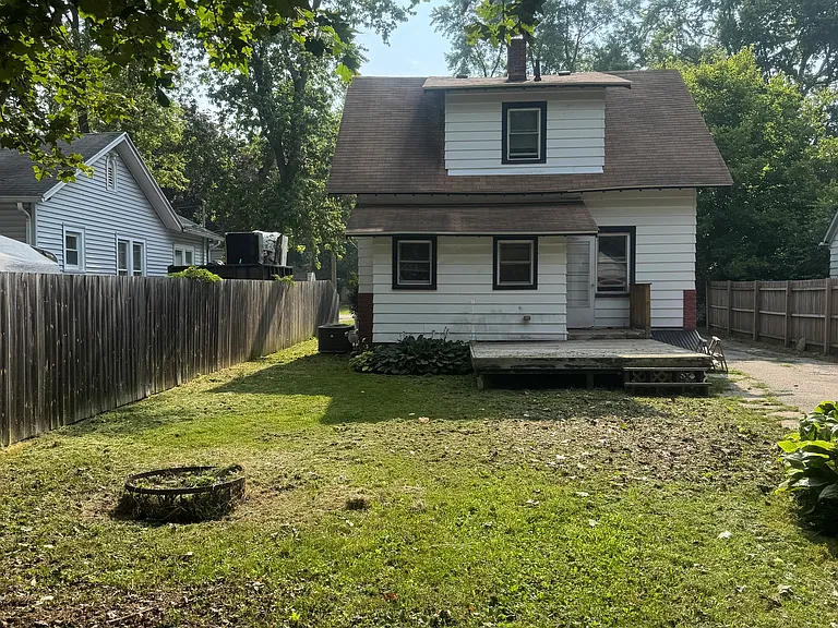 1227 Baker Dr — Photo 12