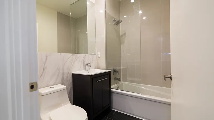 Rented by Nooklyn NYC LLC | media 52