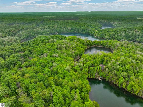 4th image of Lost Lake Trl