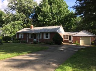 2536 Ridgewood Rd, Akron, OH 44313