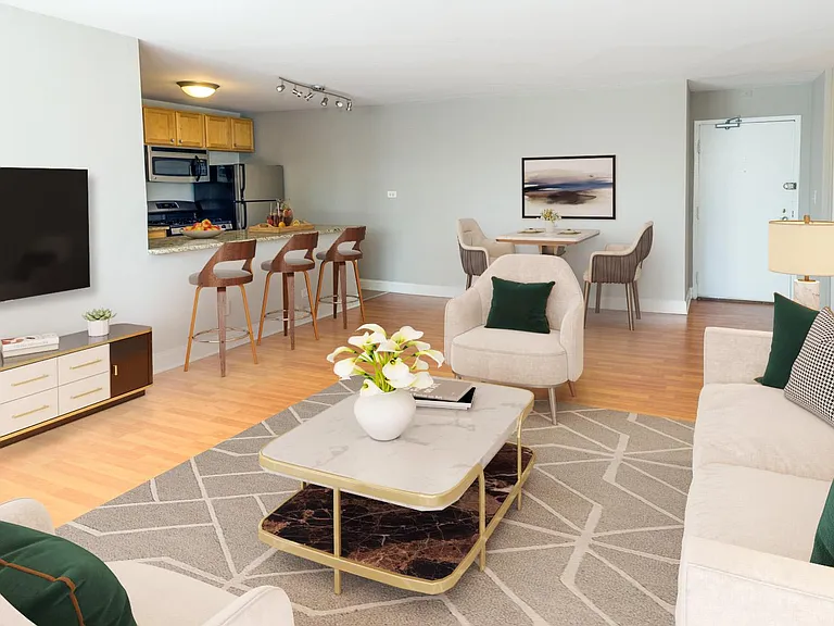 4100 N. Marine Dr. — Photo 24