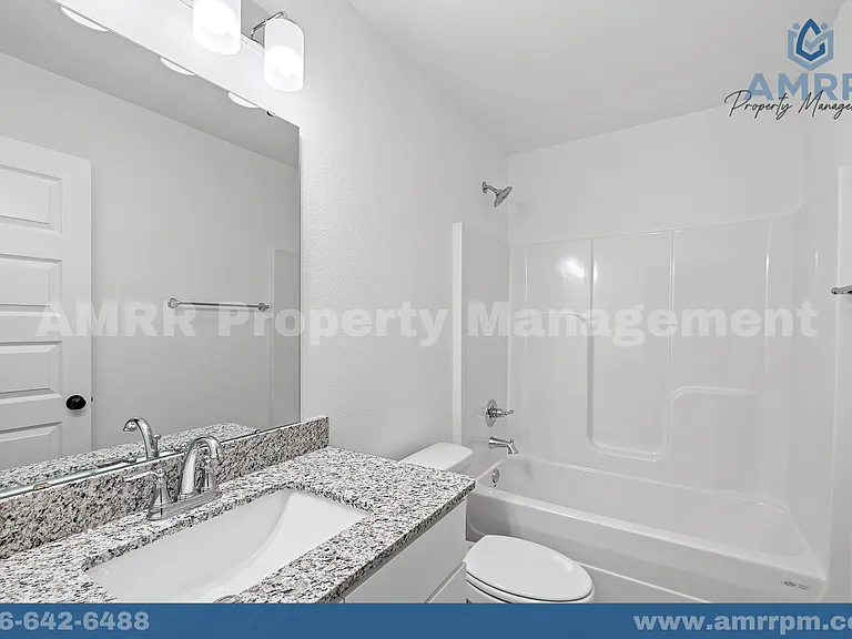 760 Short Leaf Ln — Photo 8