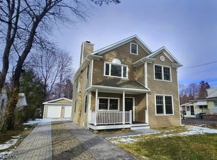27 Forest Rd, Budd Lake, NJ 07828