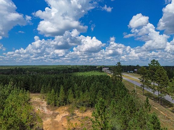 4th image of 39480 State Highway 59