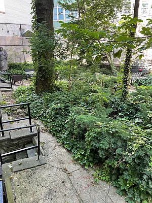 Rented by Downtown Realty Group LTD | media 25