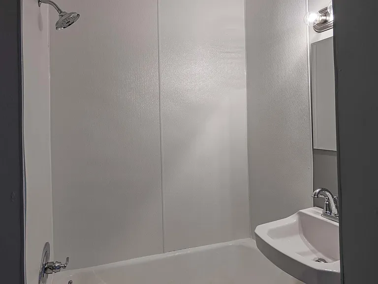 120 Poplar St #B-1 — Photo 16
