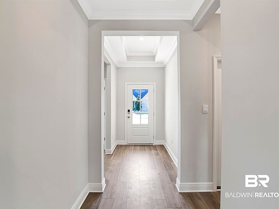 4th image of 1061 Tampa Ave
