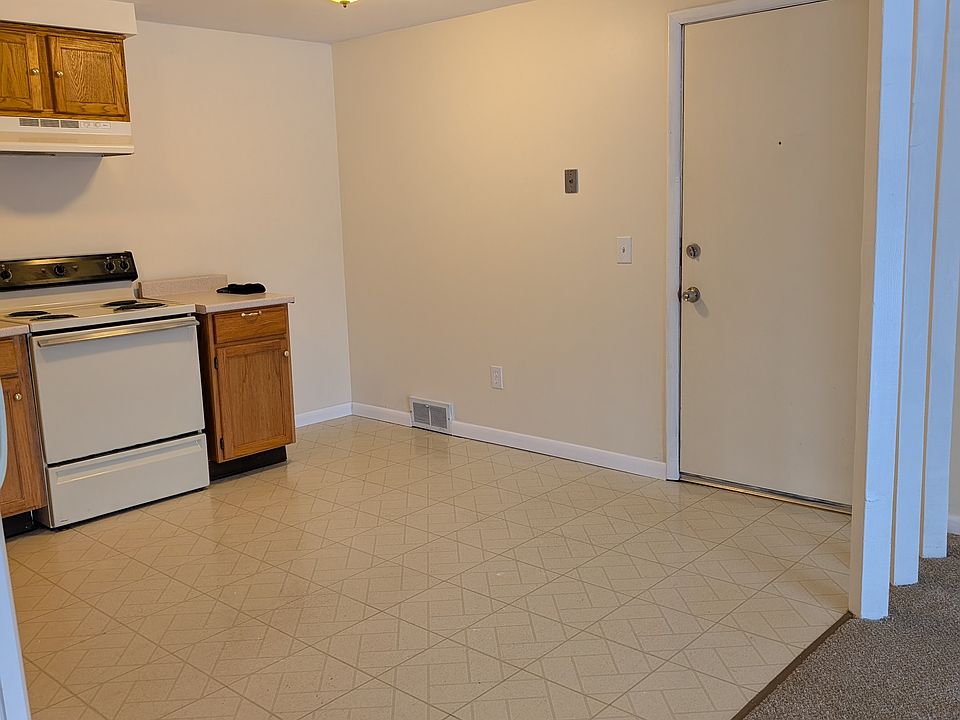 Front entrance into kitchen