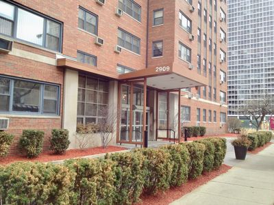 2909 N Sheridan Rd APT 1408, Chicago, IL, 60657