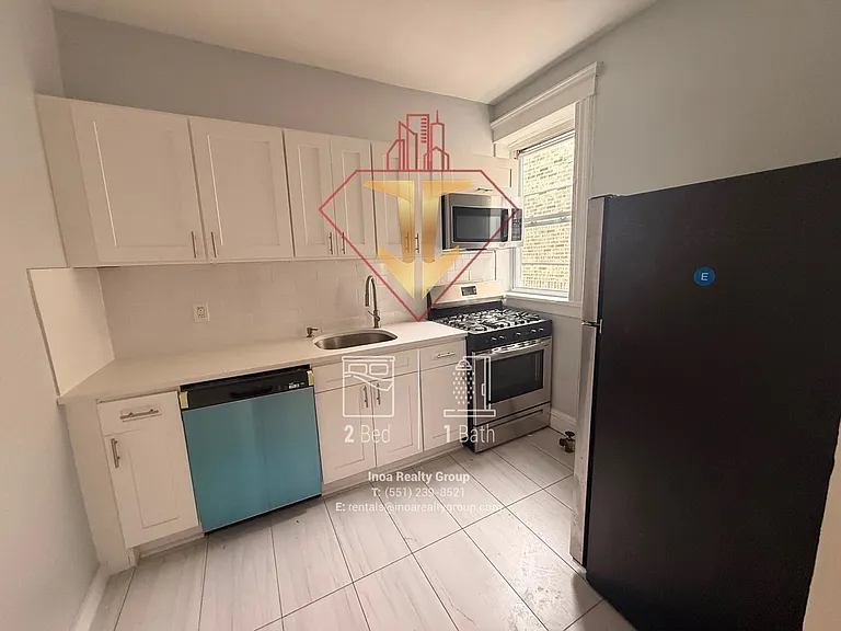 311 6th St #8E — Photo 1
