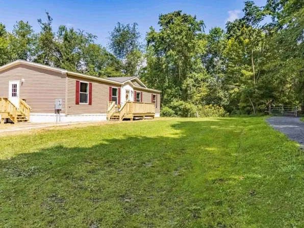 23 Breakiron Hill Rd, Morgantown, WV 26508