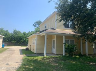 107 Earle Taylor Ln, Ocean Springs, MS 39564