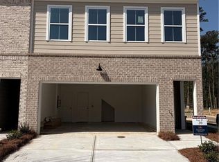 667 Sunstone Ln, Lawrenceville, GA 30043