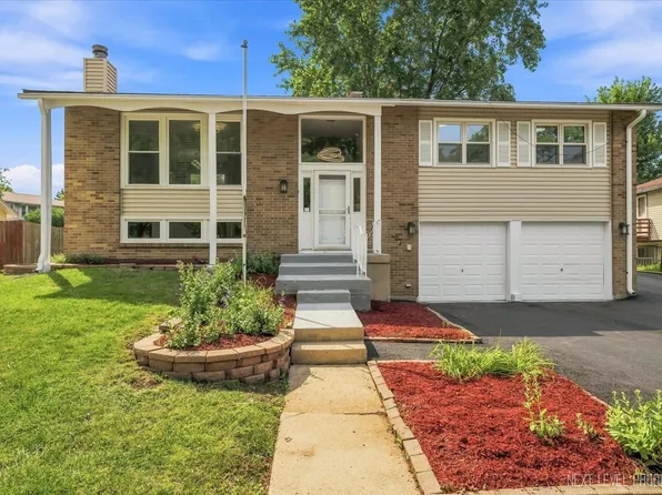 539 Hampshire Ln, Bolingbrook, IL 60440