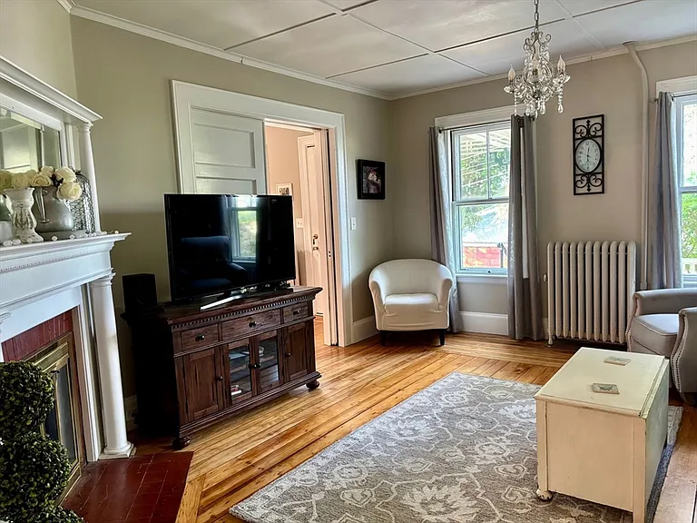 1 Sagamore St — Photo 9