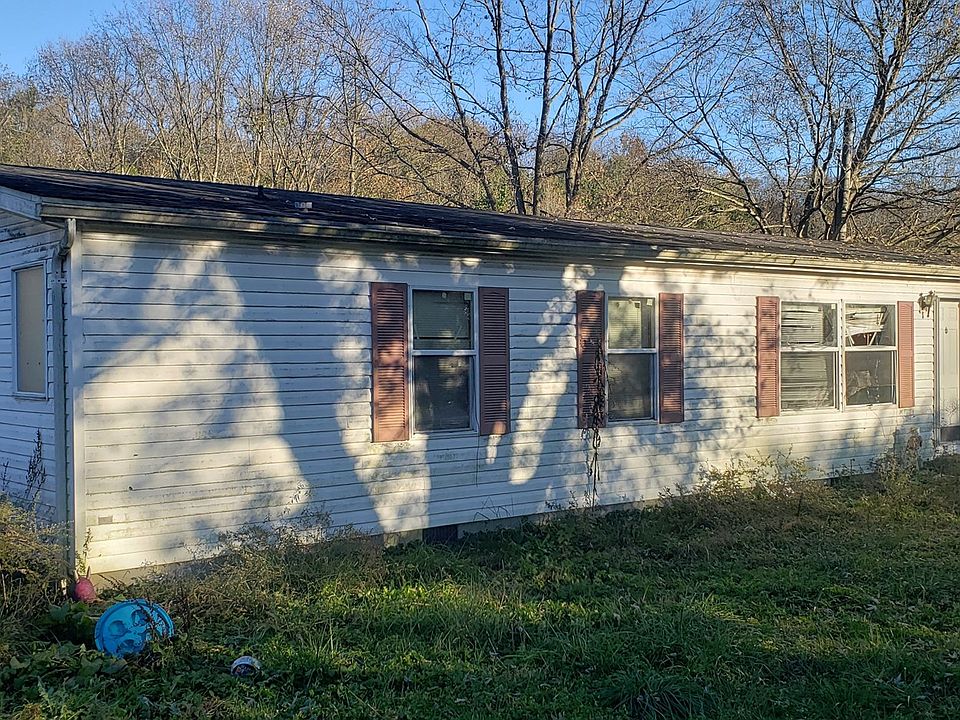 2nd image of 166&168 Blakes Ln