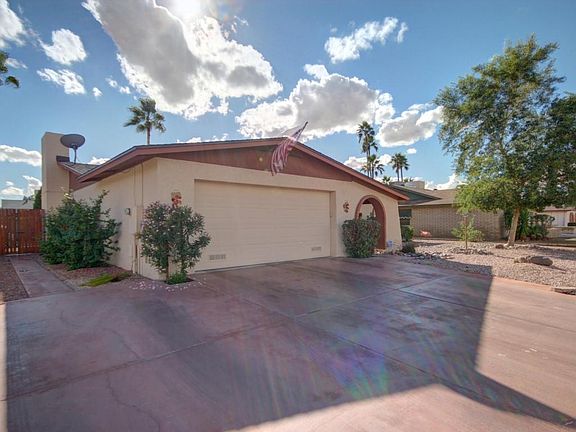 3rd image of 5319 W Golden Ln