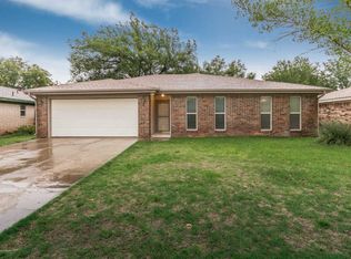 8205 Lamount Dr, Amarillo, TX 79110