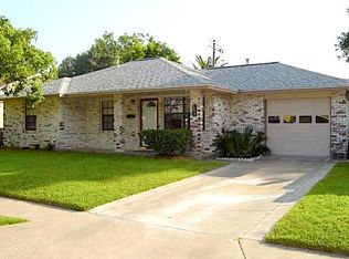 2417 Pine St, Galveston, TX 77551