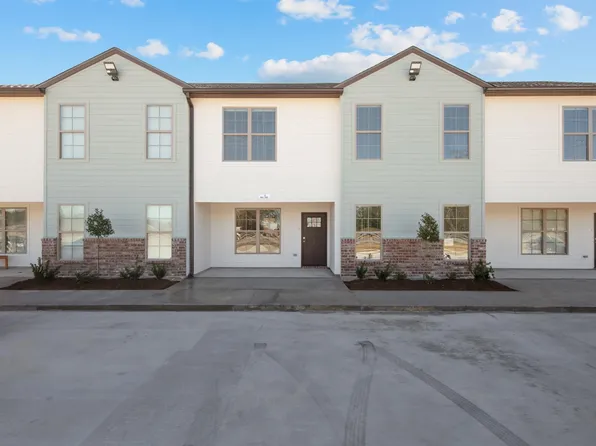 139 Iberia St #G, Youngsville, LA 70592