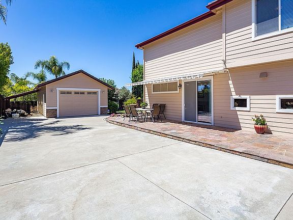 3rd image of 3539 Ridgecrest Way