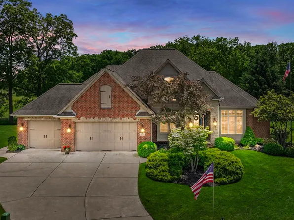 1042 Saint James Park Ave, Monroe, MI 48161