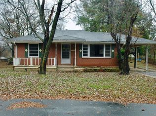 1552 Cloverdale Cir SE, Marietta, GA 30067