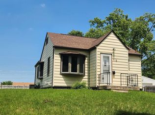 419 Charles St, Waterloo, IA 50703