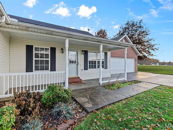 4th image of 168 Blueberry Ln