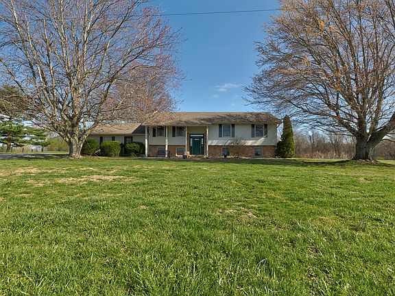 3rd image of 8720 Wades Mill Rd