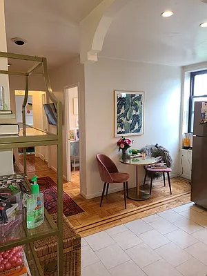 Rented by EXR | media 12