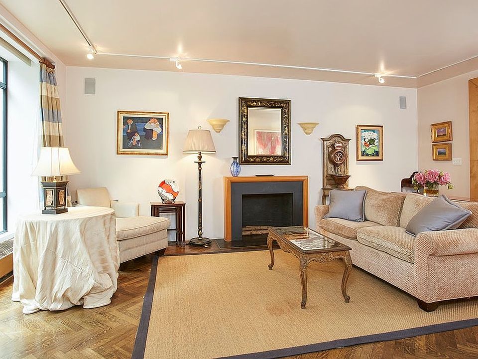 1st image of 17 W 54th St APT 5A