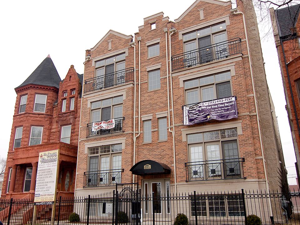 1st image of 4452 S Vincennes Ave #2S