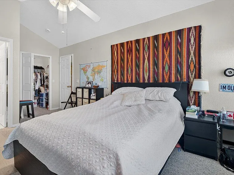 1810 Waterford Dr #6 — Photo 9