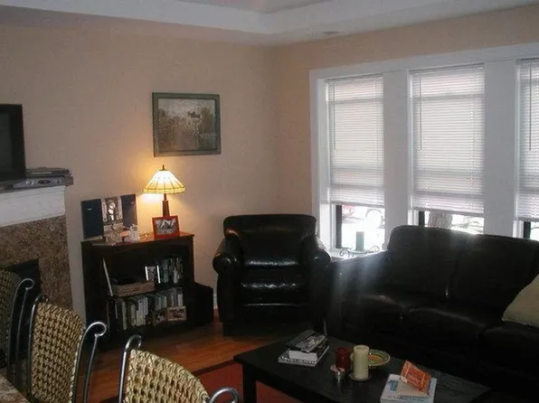 6709 N Lakewood Ave APT 1S, Chicago, IL 60626