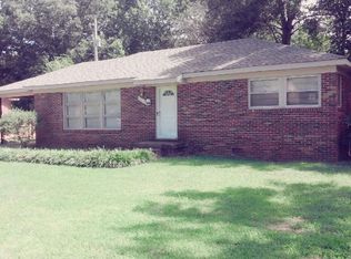 3810 Lakewood Dr NW, Huntsville, AL 35811