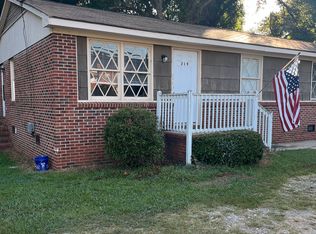 219 Irby St, Woodruff, SC 29388