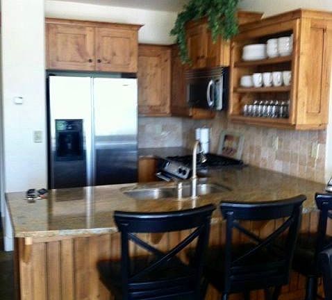 3rd image of 6056 Park Ln S #56