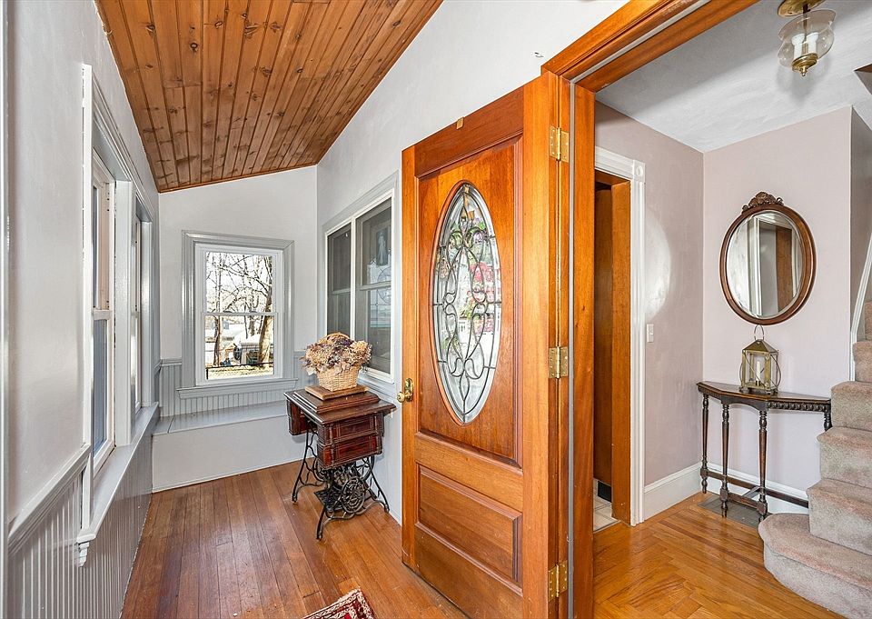 100 Springdale Ave, Saugus, MA 01906 Zillow