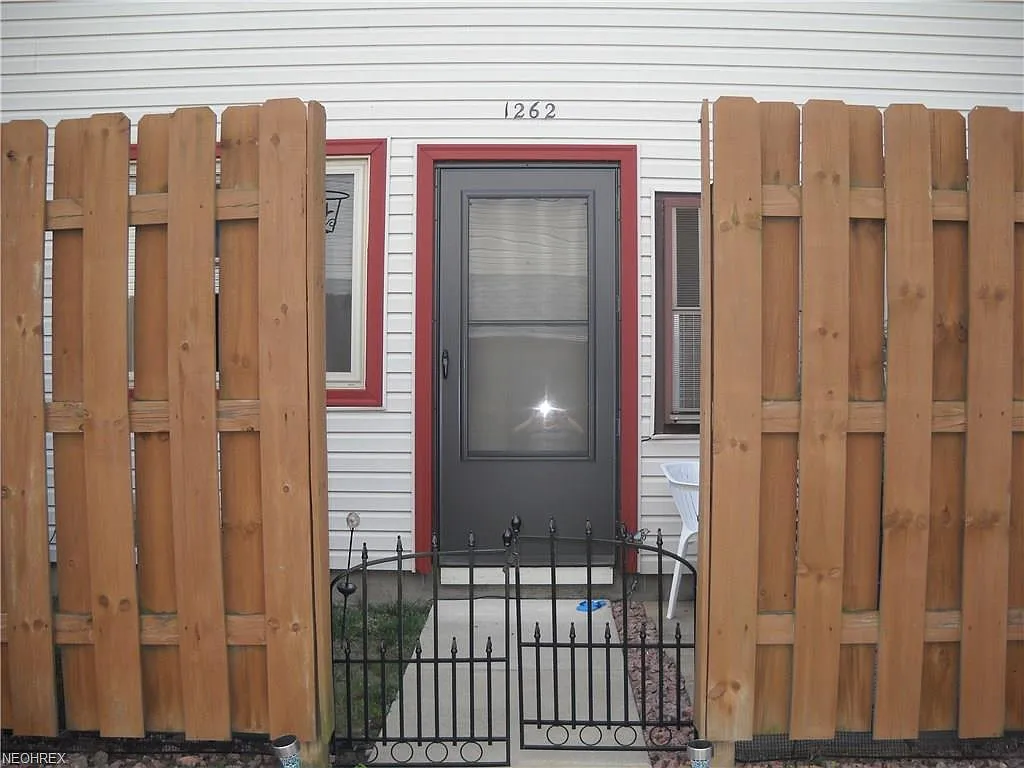 1262 Roundtable Ct #B18-4 photo 1