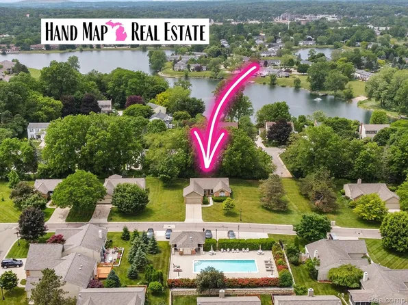 19445 Cardene Way, Northville, MI 48167