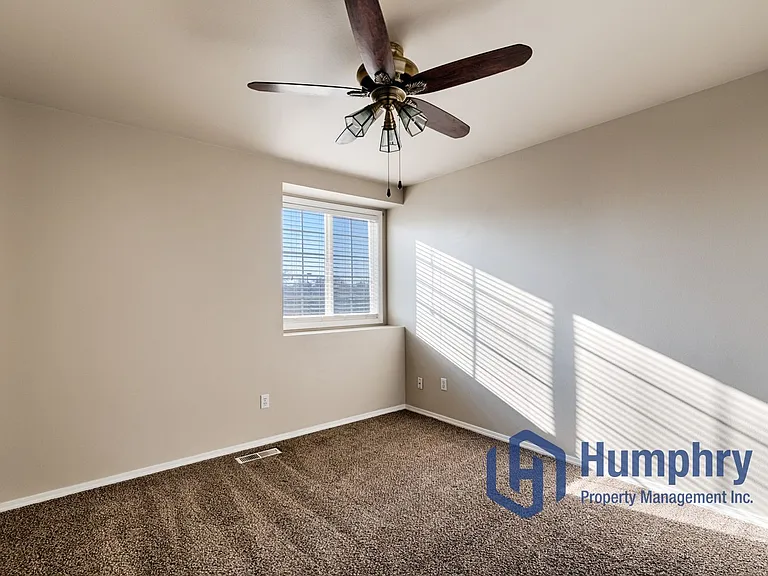 256 W Woodbury Dr — Photo 22
