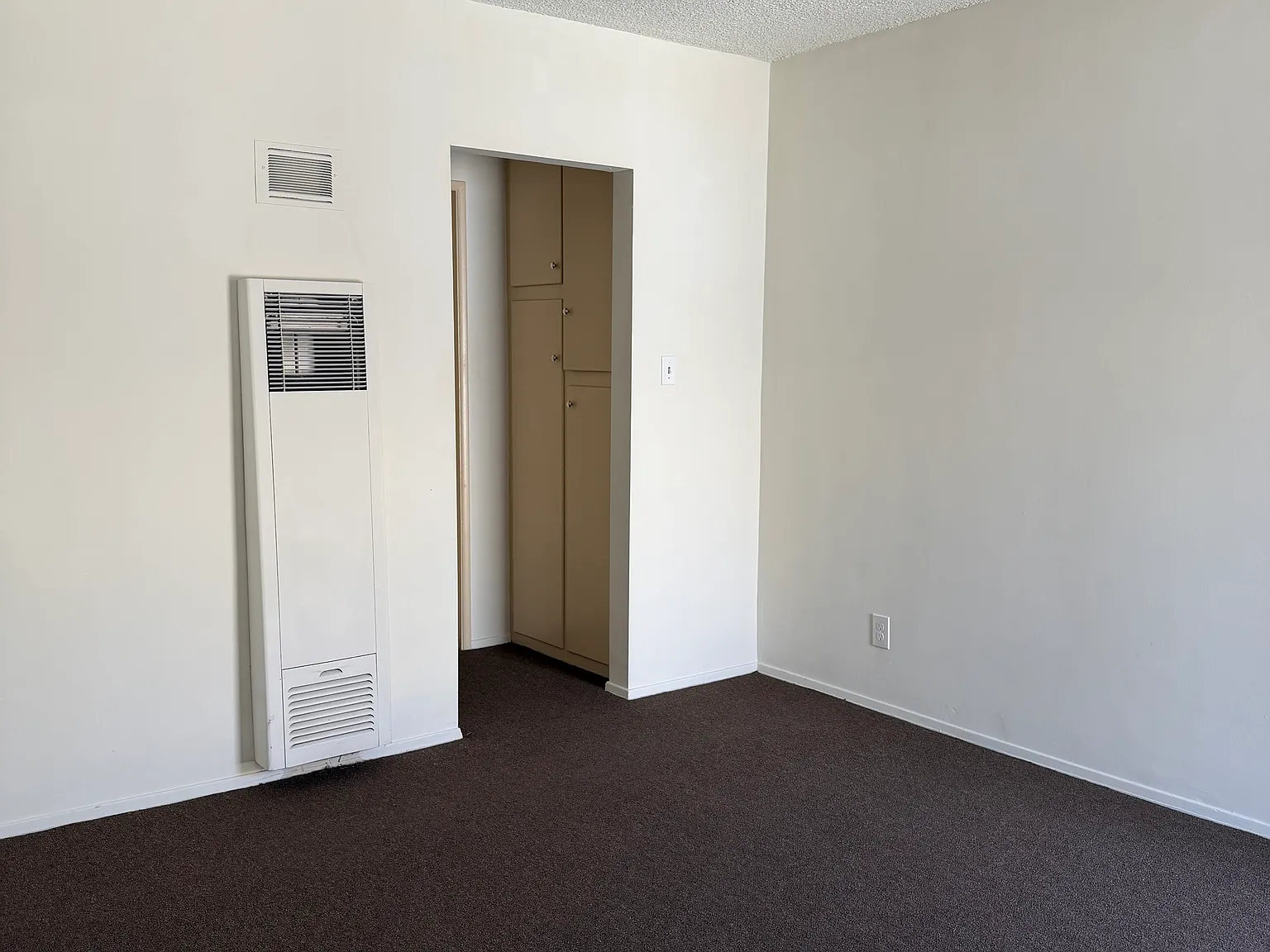 1 bed, 550 sqft, $1,700 — Photo 2