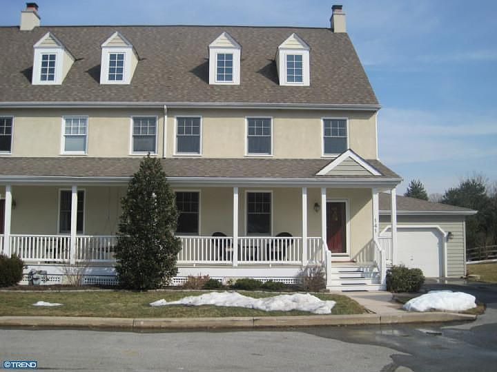 1st image of 141 Carpenters Row