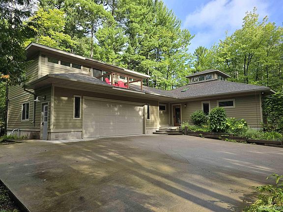 2nd image of 402 County Road 550 Rd