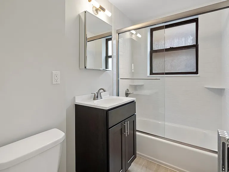 125-133 Kearny Ave Apartments — Photo 14