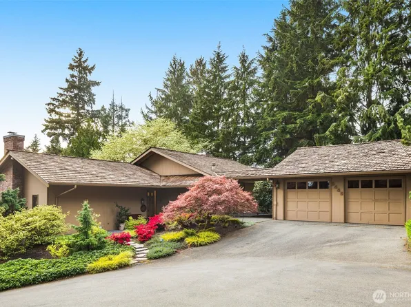 8440 W Mercer Way, Mercer Island, WA 98040