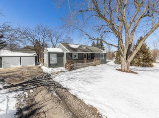 339 E 59th St, Westmont, IL 60559
